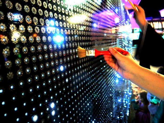 El grafiti hecho arte: del espray al agua y LED (FOTOS)