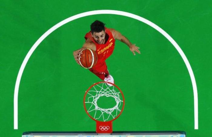 La (casi) inaudita imagen de dos nadadoras tocando la pared exactamente al mismo tiempo