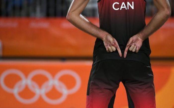 La (casi) inaudita imagen de dos nadadoras tocando la pared exactamente al mismo tiempo