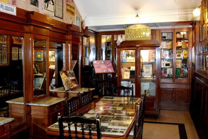 Esta conversación de WhatsApp de un hostelero que busca trabajadores indigna en Twitter