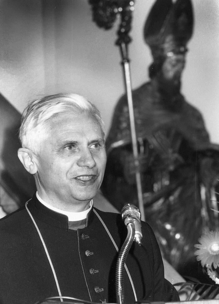 Muere Benedicto XVI, el primer papa que renunció a su cargo en seis siglos