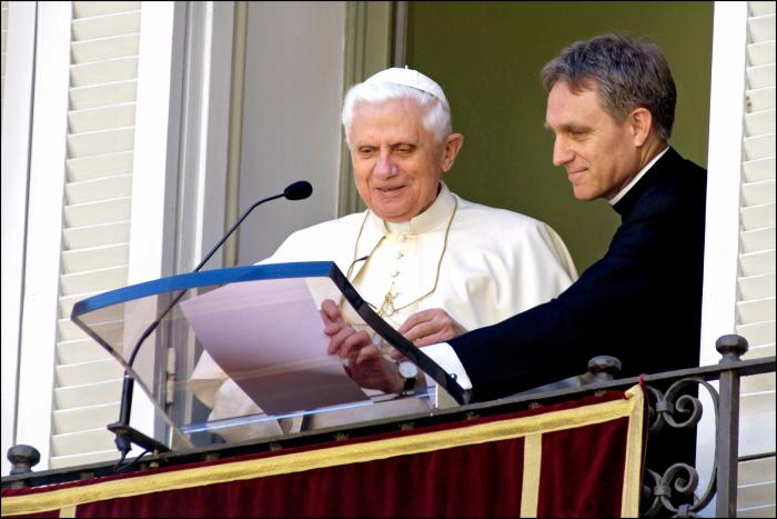 Muere Benedicto XVI, el primer papa que renunció a su cargo en seis siglos