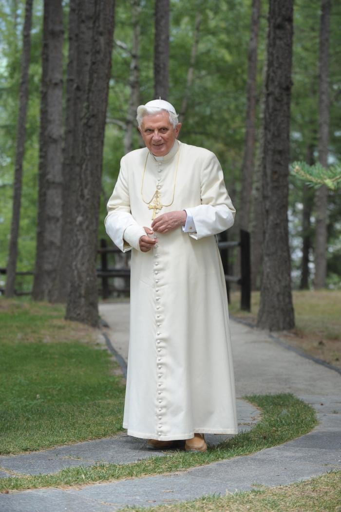 Muere Benedicto XVI, el primer papa que renunció a su cargo en seis siglos