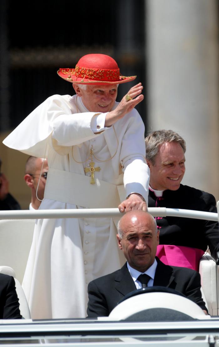 Muere Benedicto XVI, el primer papa que renunció a su cargo en seis siglos