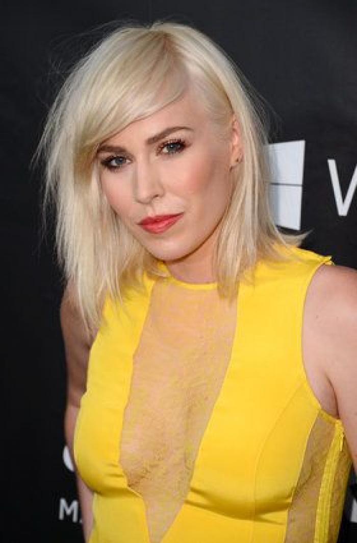 Rihanna vs. Miley Cyrus: los vestidos más impresionantes y 'aireados'