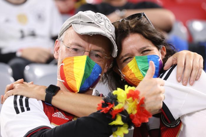 Qué hay detrás de los grupos que iban a protestar contra la Agenda 2030 y resultaron ser nazis