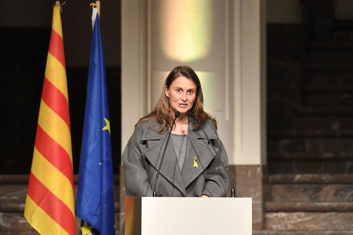 Ojo a la comparación que hace Revilla sobre el último pacto del Gobierno: imposible imaginarla