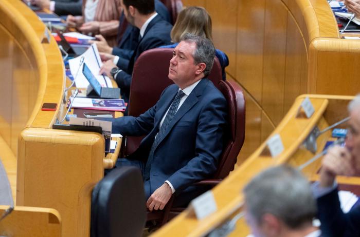 Espadas revela que pidió a Díaz que no dimitiera para evitar una gestora