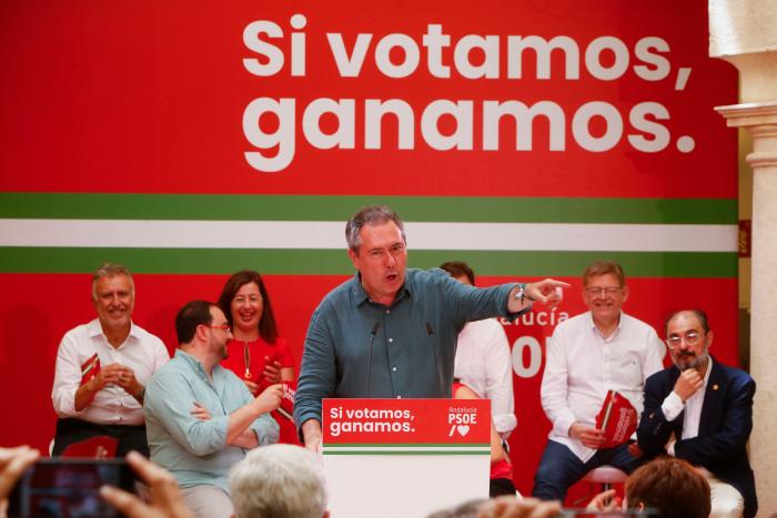 Espadas revela que pidió a Díaz que no dimitiera para evitar una gestora