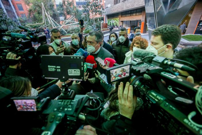 Espadas revela que pidió a Díaz que no dimitiera para evitar una gestora