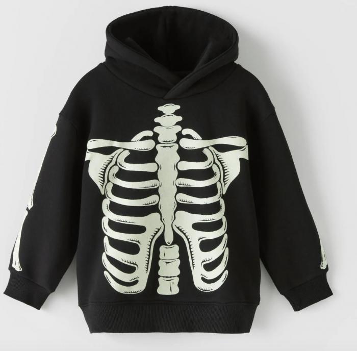 Descoloca a Twitter al retratar lo que se ha encontrado en el Metro de Madrid a las 7:40