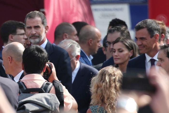 Barcelona homenajea a las víctimas del 17-A con música, poesía y silencio