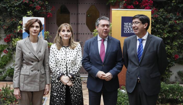 Espadas revela que pidió a Díaz que no dimitiera para evitar una gestora