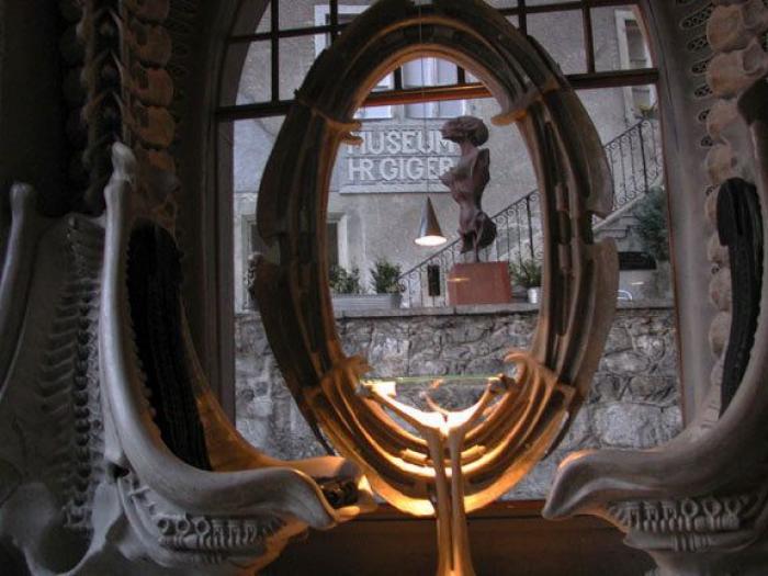 Prepárate para 'Alien: Covenant' con esta lista de 47 curiosidades sobre la saga