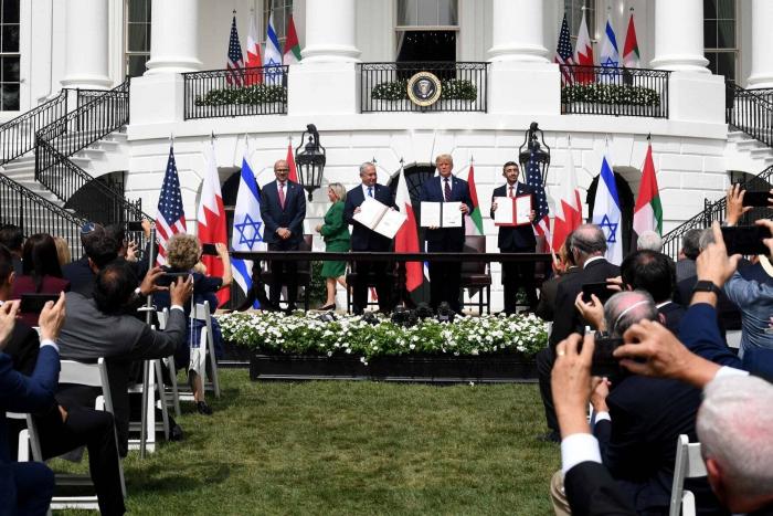 Israel formaliza sus relaciones con Emiratos y Bahrein con el aval de Trump