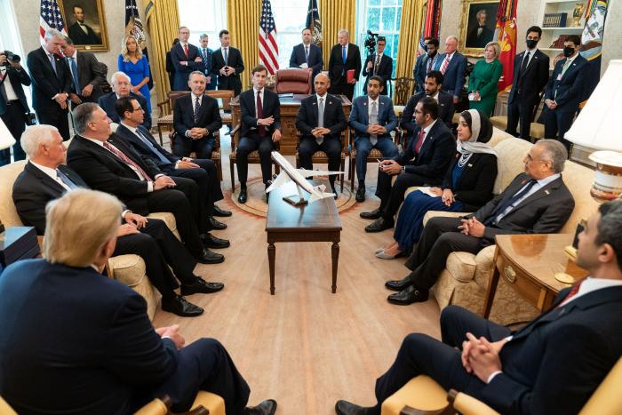 Israel formaliza sus relaciones con Emiratos y Bahrein con el aval de Trump