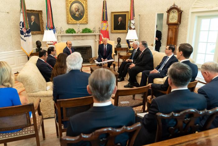 Israel formaliza sus relaciones con Emiratos y Bahrein con el aval de Trump