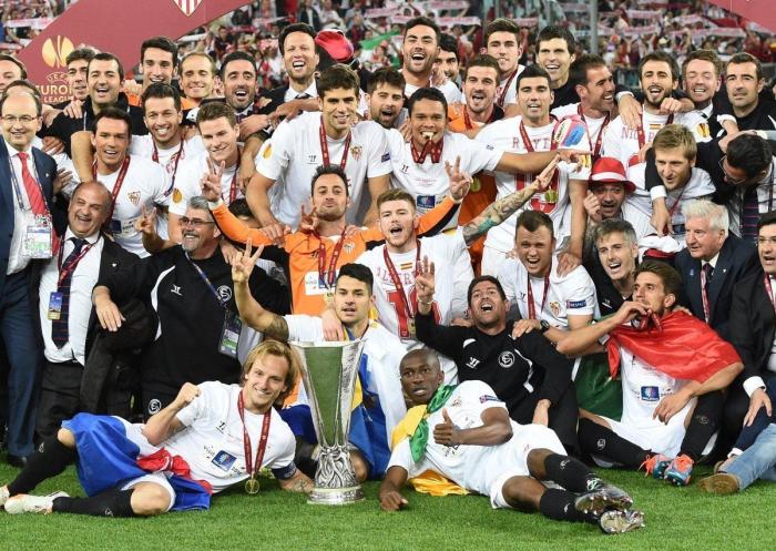 Bacca hace al Sevilla otra vez campeón (3-2)