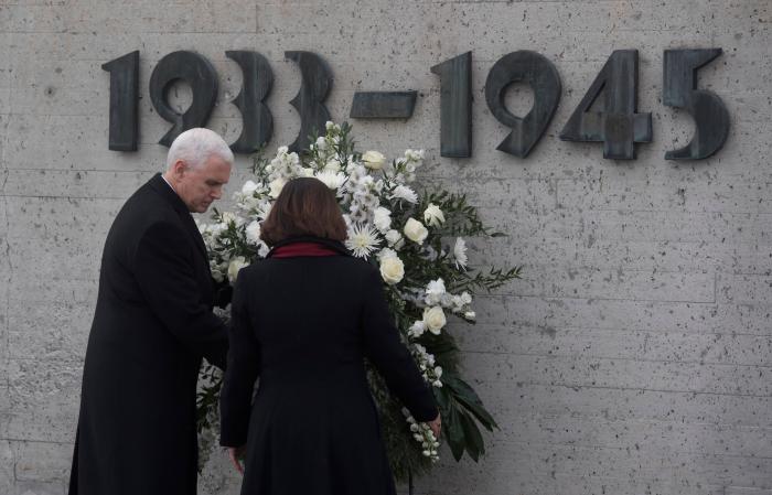 Los republicanos agitan el patriotismo de EEUU como la "nación de los milagros"