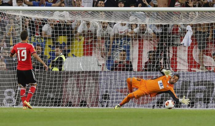 Bacca hace al Sevilla otra vez campeón (3-2)