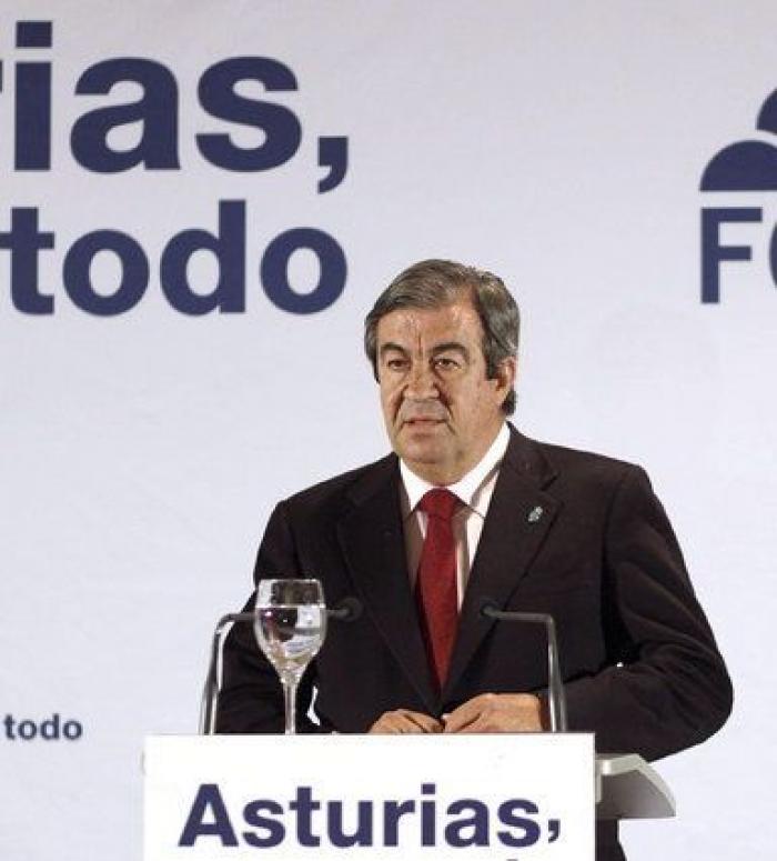 Aguirre acusa a Carmena de querer "la alcaldía como trampolín para romper la democracia"