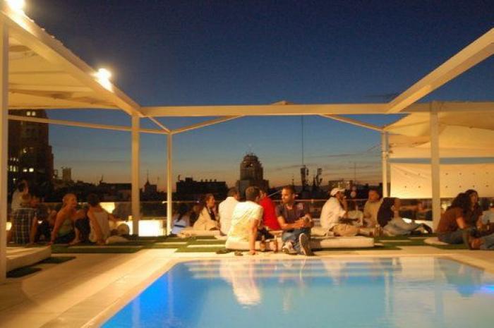 “Cuando uno sale del armario en un pueblo, sale toda la familia”