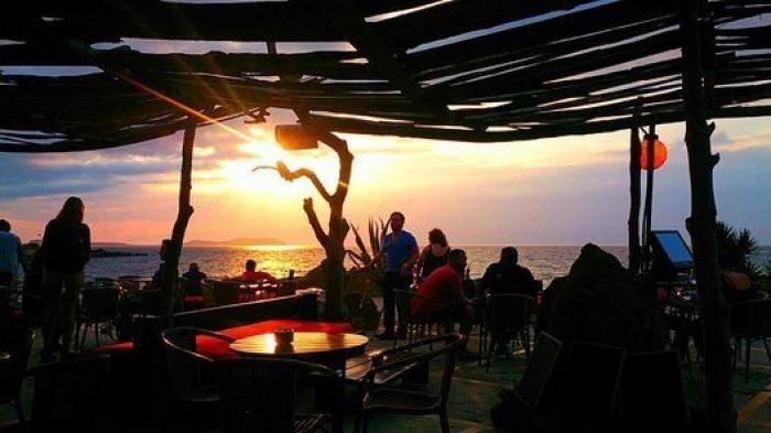 “Cuando uno sale del armario en un pueblo, sale toda la familia”