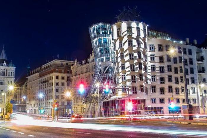 “Cuando uno sale del armario en un pueblo, sale toda la familia”