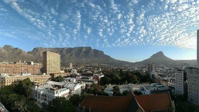 “Cuando uno sale del armario en un pueblo, sale toda la familia”