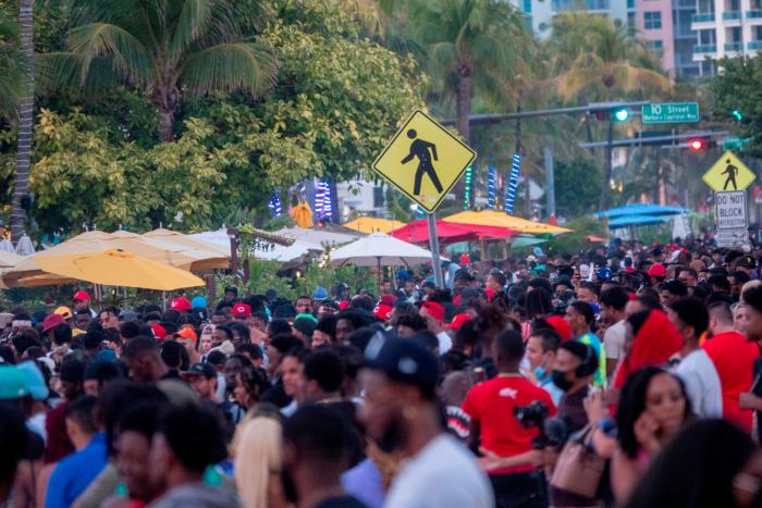 La madre de un estudiante aislado en Mallorca denuncia al Govern por detención ilegal