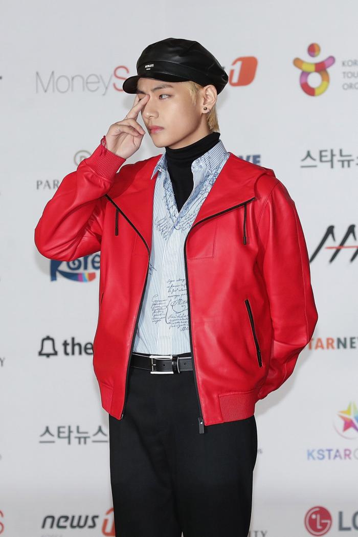 Los fans ya no solo forran carpetas: así hunden audiencias o trolean a políticos