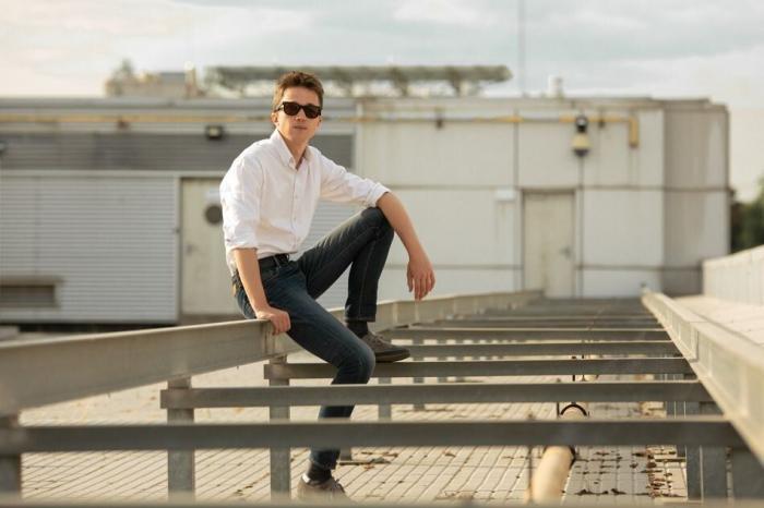 Javier Ayala: “No es malo hacer la moción de censura contra Ayuso y perderla”