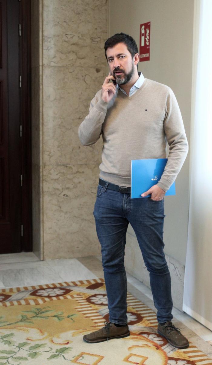 Javier Ayala: “No es malo hacer la moción de censura contra Ayuso y perderla”