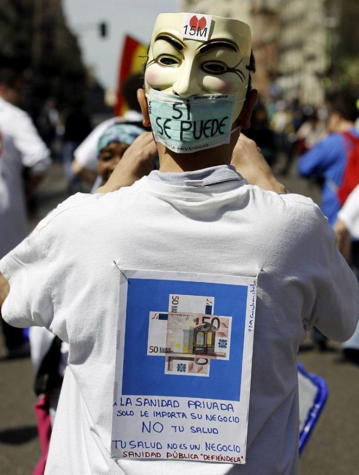 Otra vuelta de tuerca a los PAC de Ayuso: en la mitad no habrá médico sino "videoconsulta"