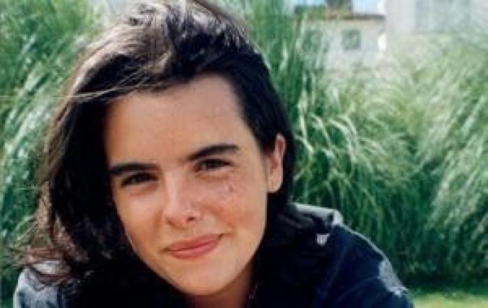 Íñigo Errejón cuelga la camisa azul y se viste como nunca antes lo habías visto (ni imaginado)