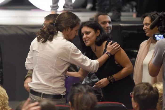 ¿Qué poema ha recitado Pablo Iglesias? ¿Y qué canciones han cantado?