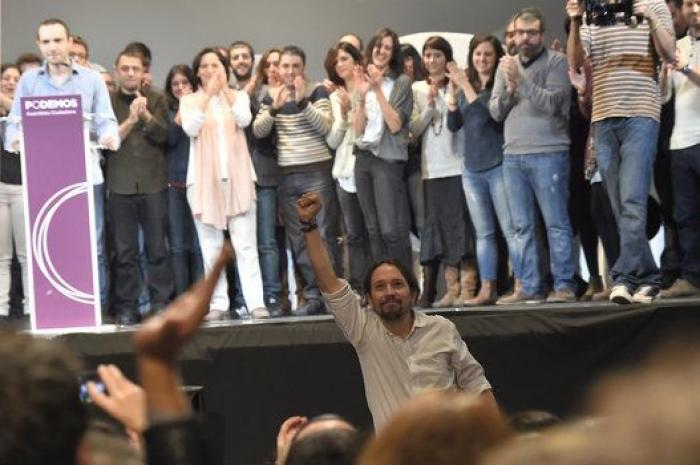 ¿Qué poema ha recitado Pablo Iglesias? ¿Y qué canciones han cantado?