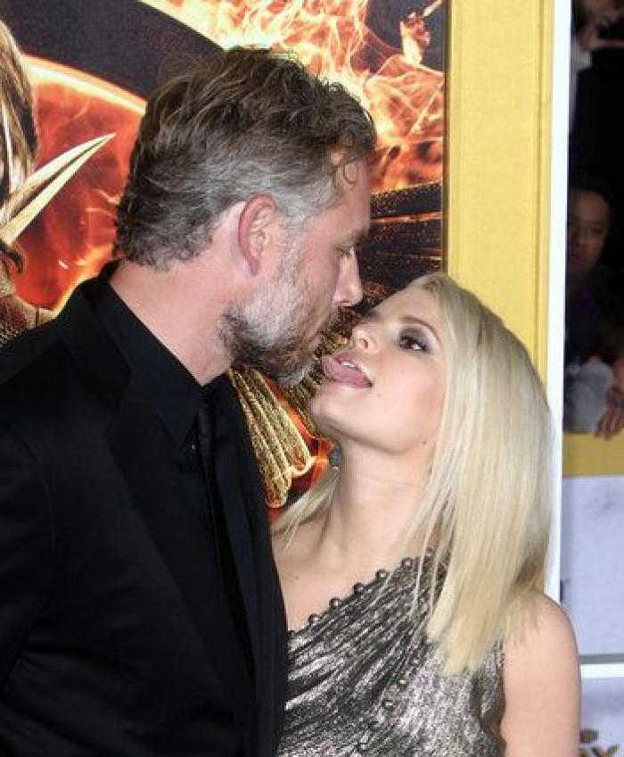 Vestidos imposibles en el estreno de 'Los juegos del hambre: Sinsajo - Parte 1' (FOTOS)