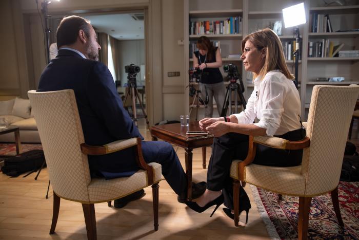 Ábalos contesta a Ayuso tras sus polémicas palabras: de remate, dos preguntas