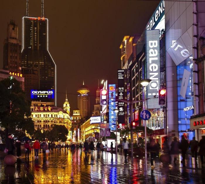 Las ciudades más bonitas para visitar de noche (FOTOS)