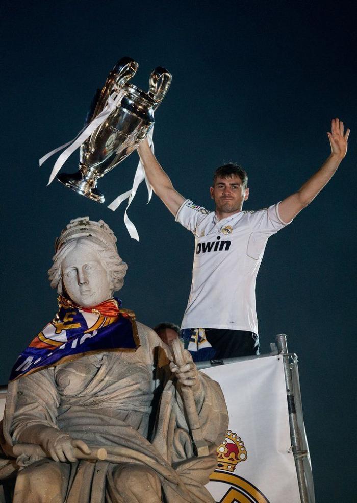 La Cibeles vibra con la 'Décima' del Madrid (FOTOS)