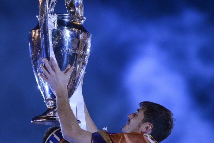 La Cibeles vibra con la 'Décima' del Madrid (FOTOS)