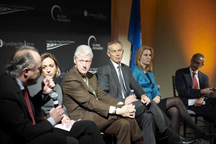 Chacón y Madina defienden las primarias y no aclaran si se presentarán al congreso