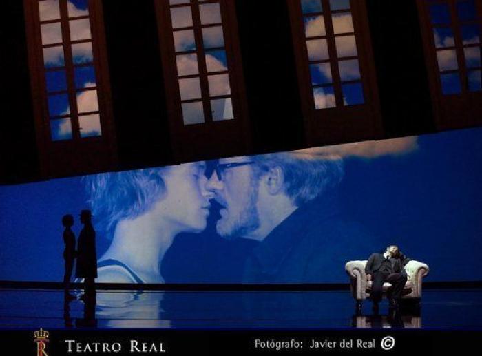 'Antonio y Cleopatra', ni mal ni bien, sino todo lo contrario