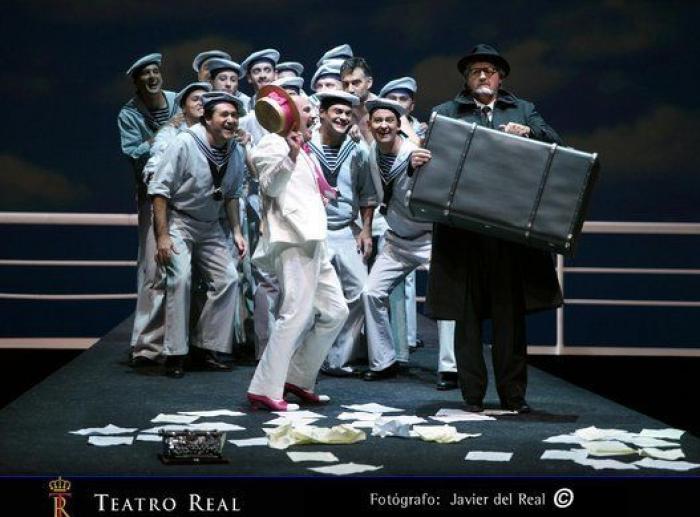 'Antonio y Cleopatra', ni mal ni bien, sino todo lo contrario