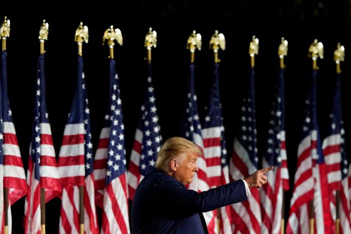 Michael Moore dijo en 2016 que Trump ganaría y este es su vaticinio de quién lo hará en las elecciones de 2020