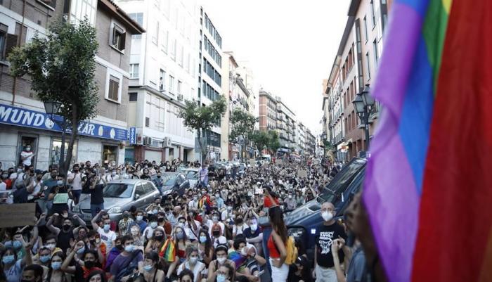 Un nuevo ‘Me Too’ inunda las redes: “Me pegó una paliza hasta dejarme inconsciente al grito de maricón”