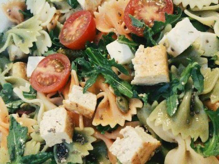 Seis curiosidades sobre el ube, el tubérculo que ‘tiñe' tus recetas de morado