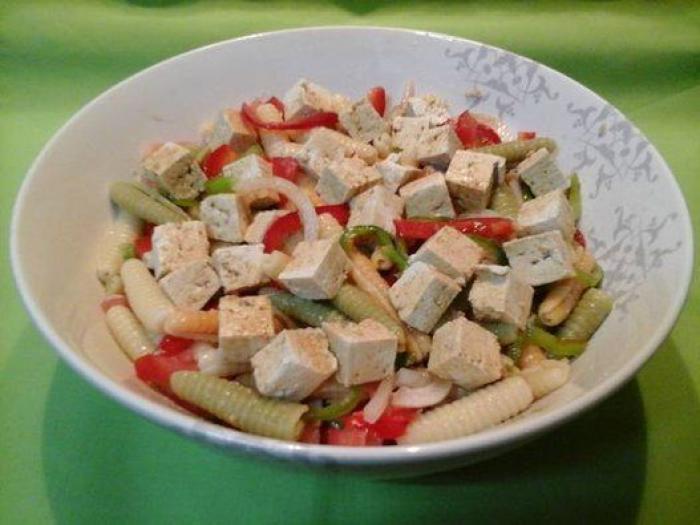 Seis curiosidades sobre el ube, el tubérculo que ‘tiñe' tus recetas de morado