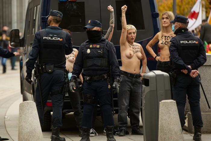 Frank Cuesta no duda en sumarse a la 'batalla' de la lechuga contra Truss que afecta a Ayuso